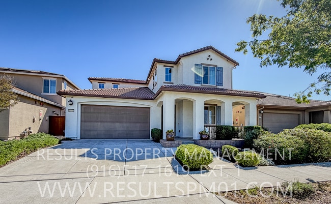 1573 Osborn Dr in Woodland, CA - Building Photo - Building Photo