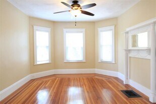 99 Electric Ave, Unit 2 in Somerville, MA - Building Photo