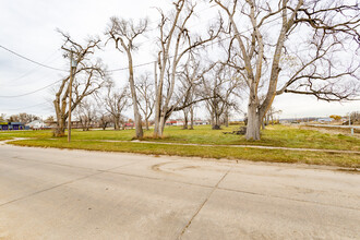 Shady Hollow in Council Bluffs, IA - Building Photo - Building Photo