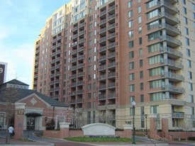 11710 Old Georgetown Rd, Unit 405 in North Bethesda, MD - Building Photo