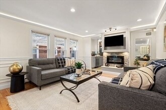 96 Colborne Rd, Unit 2L in Boston, MA - Building Photo