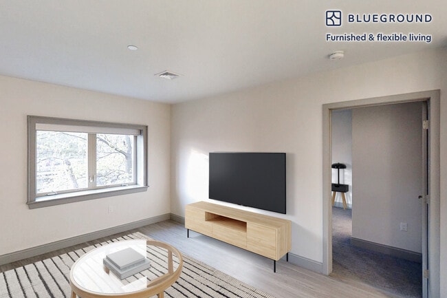 735 Truman Pkwy in Boston, MA - Building Photo - Building Photo