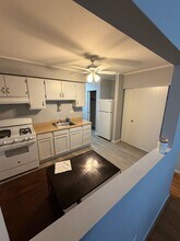 821 Bode Rd, Unit 12 in Elgin, IL - Foto de edificio - Building Photo