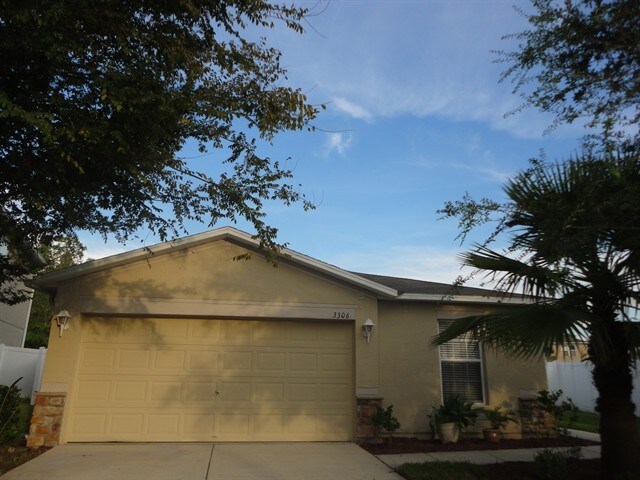 3306 Hoylake Ct in Land O Lakes, FL - Building Photo