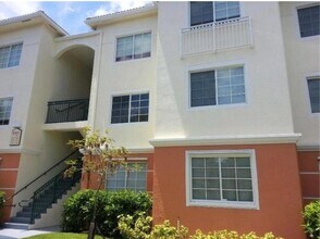 9901 Baywinds Blvd, Unit 3205 in West Palm Beach, FL - Building Photo - Building Photo