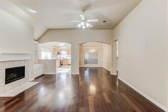 459 Hayden Dr in Lewisville, TX - Building Photo - Building Photo