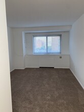 730 24th St NW, Unit 611 in Washington, DC - Building Photo - Building Photo