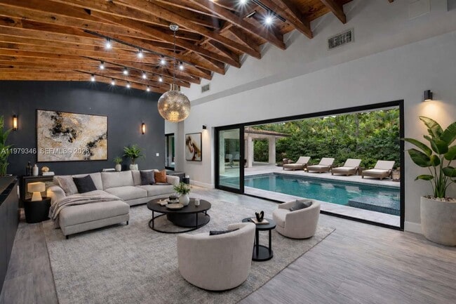 property at 40 S Prospect Dr