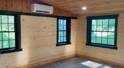 2152 Twin Springs Rd in Decorah, IA - Foto de edificio - Building Photo