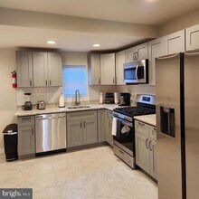 1247 S Newkirk St in Philadelphia, PA - Building Photo - Building Photo