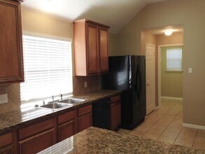 2210 2 Trail Dr in Spring, TX - Building Photo - Building Photo