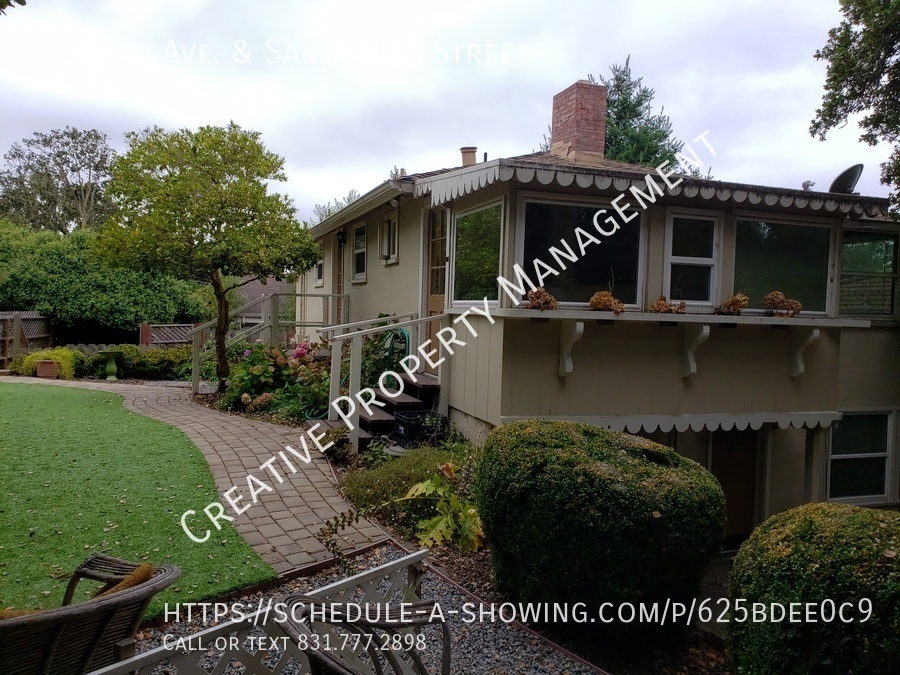 1 Ocean Ave in Carmel By The Sea, CA - Foto de edificio