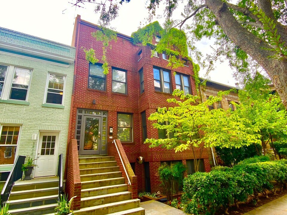1820 T St NW in Washington, DC - Building Photo