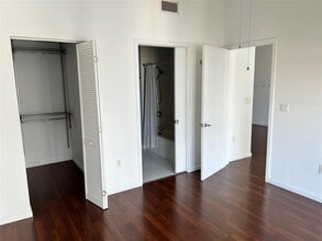 3470 E Coast Ave, Unit H2406 in Miami, FL - Building Photo - Building Photo