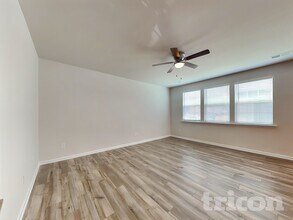 112 Fennec Dr in Fountain Inn, SC - Foto de edificio - Building Photo