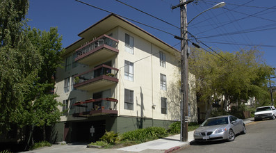 555 Jean St in Oakland, CA - Foto de edificio - Building Photo