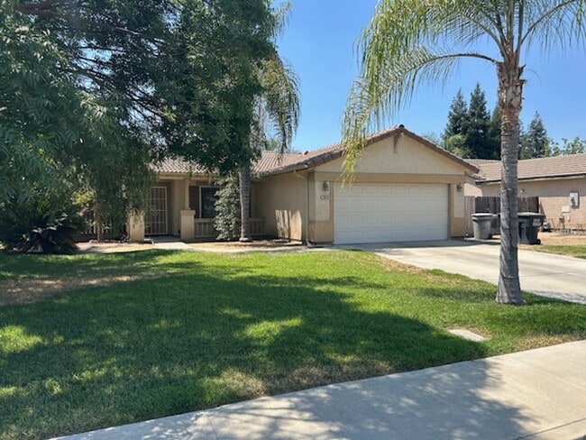 3849 W Prospect Ave