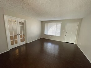 4028 E Alta Vista Rd in Phoenix, AZ - Building Photo - Building Photo