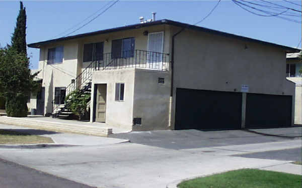 Van Linn Apartments in National City, CA - Foto de edificio - Building Photo