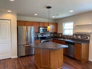 908 Collington Dr in Mebane, NC - Building Photo - Building Photo