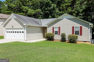757 Newport Dr in Villa Rica, GA - Building Photo - Building Photo