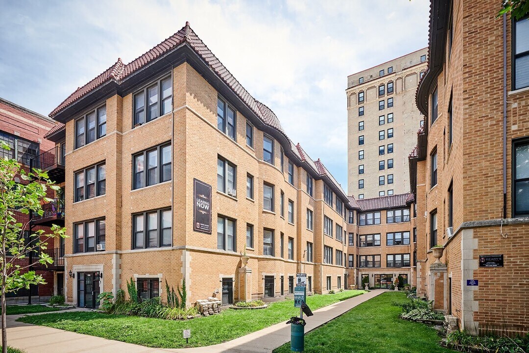 5453 S Everett Ave in Chicago, IL - Building Photo