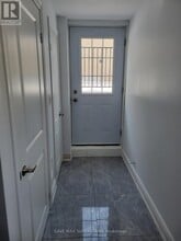 32 Westminster Cir in Barrie, ON - Building Photo - Building Photo
