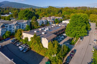 856 15th St W in North Vancouver, BC - Building Photo - Building Photo