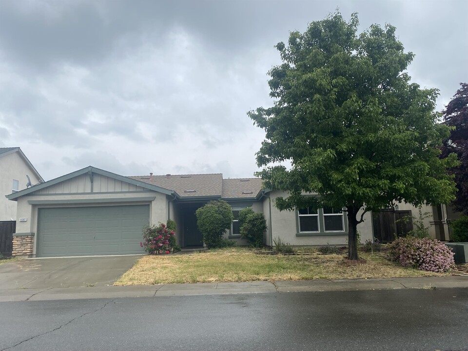 9397 Collier Ct in Live Oak, CA - Building Photo
