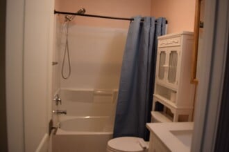 11117 Hadler Dr in Sylmar, CA - Building Photo - Building Photo