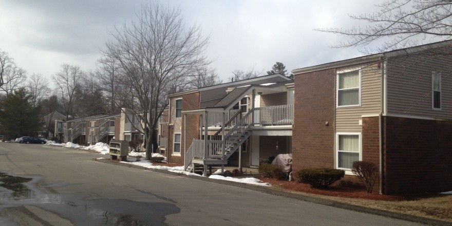 Morningside Commons in Milford, CT - Building Photo