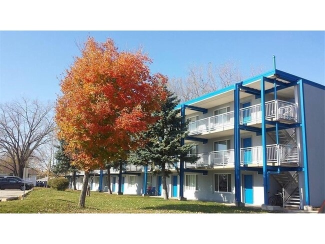 property at 1609 10th St SE