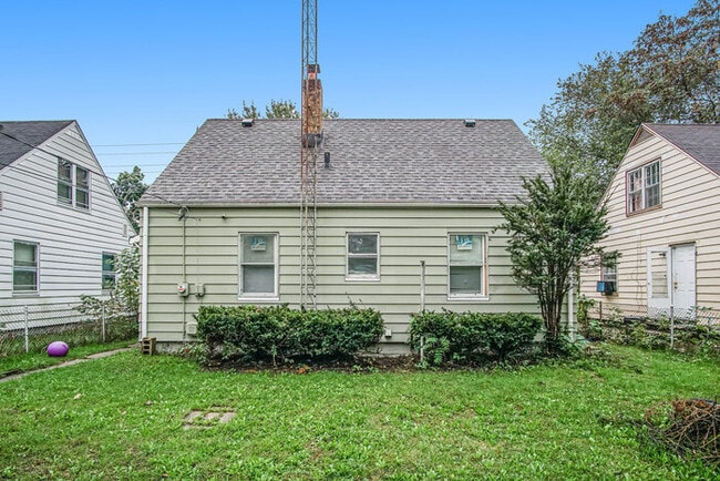 2013 Elwood Ave in South Bend, IN - Building Photo - Building Photo