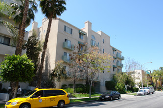 Berendo Apartments in Los Angeles, CA - Building Photo - Building Photo