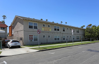 Seaview Apartments in Oceanside, CA - Building Photo - Building Photo