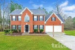 636 Christina Pl in Mcdonough, GA - Building Photo