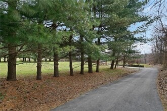 255 Prospect Rd in Monroe, NY - Building Photo - Building Photo