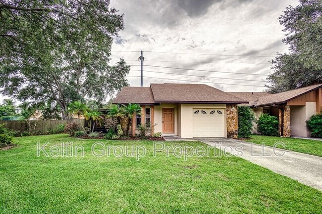 property at 5111 Cimarron Dr