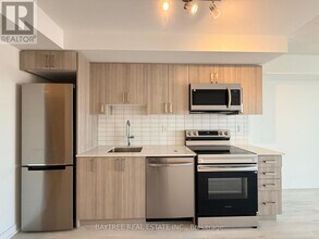 1010 Sandy Beach Rd in Pickering, ON - Building Photo - Building Photo