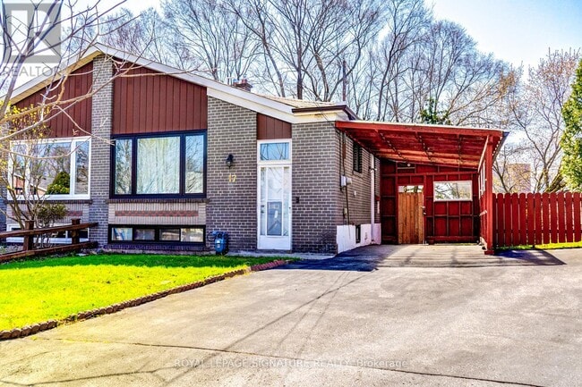 property at 17 Avis Crescent