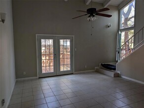 3300 Clawson Rd, Unit B in Austin, TX - Building Photo - Building Photo