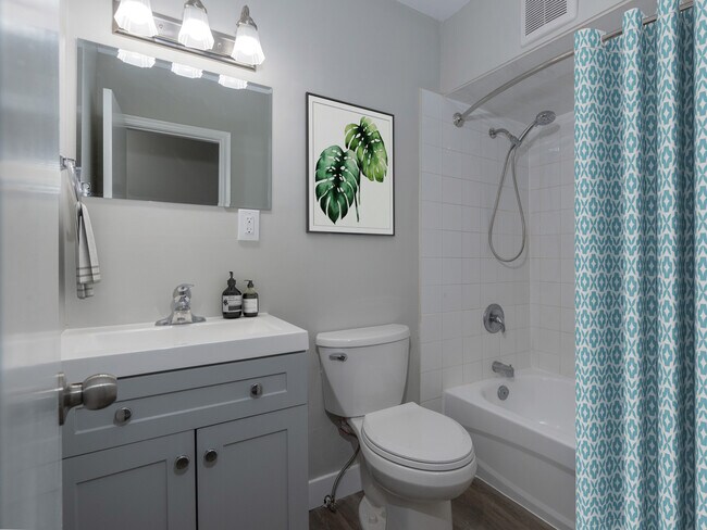 96 Second Avenue in Kitchener, ON - Building Photo - Building Photo