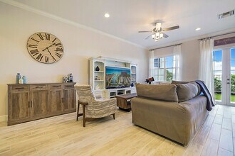 140 Ocean Breeze Dr in Juno Beach, FL - Building Photo - Building Photo