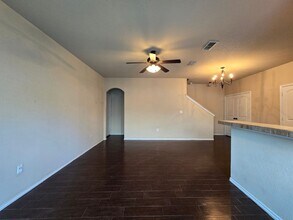 203 Anne Louise Dr in New Braunfels, TX - Building Photo - Building Photo