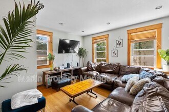 234 Fulton St in Medford, MA - Building Photo - Building Photo