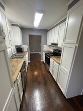 183 Yoder Blvd in Avon Lake, OH - Building Photo - Building Photo