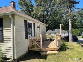 180 Circle Dr in Litchfield, CT - Building Photo - Building Photo