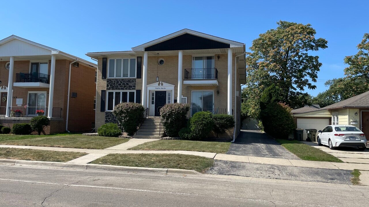 4532 Maple Ave in Brookfield, IL - Building Photo