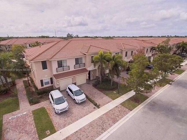 property at 265 Las Brisas Cir