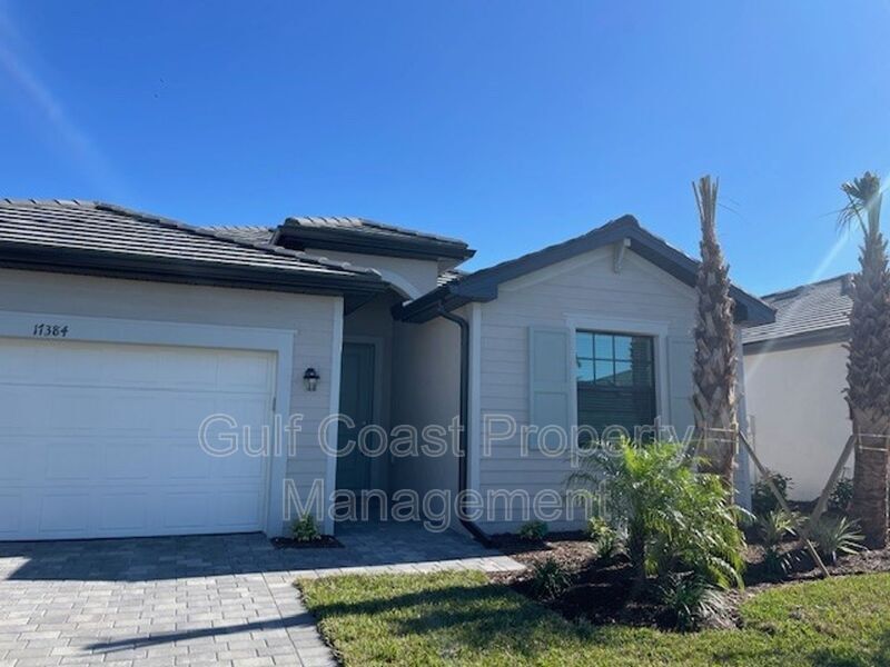 17384 LUMINOUS Ave in Venice, FL - Building Photo